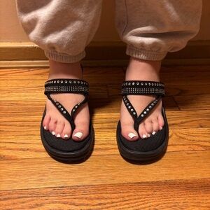 Skechers Black Rhinestone Platform Thong Sandals